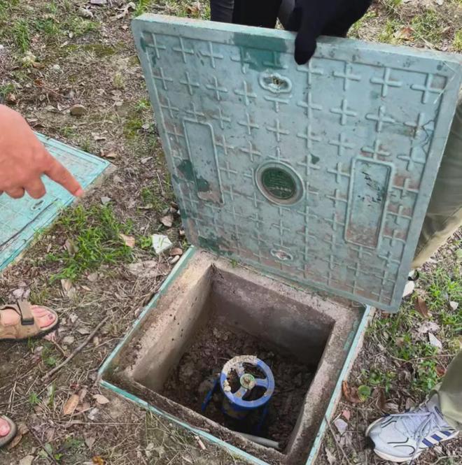 级大盘近1200万元维修金成了某些人的“提款机”!业委会原主任被抓不朽情缘平台太离谱!“小区内竟要修路114公里”5000多户的超(图12) 级大盘近1200万元维修金成了某些人的“提款机”!业委会原主任被抓不朽情缘平台太离谱!“小区内竟要修路114公里”5000多户的超(图12)